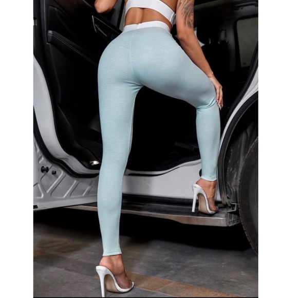 Two Piece Lounge Set - Picture 9 of 13